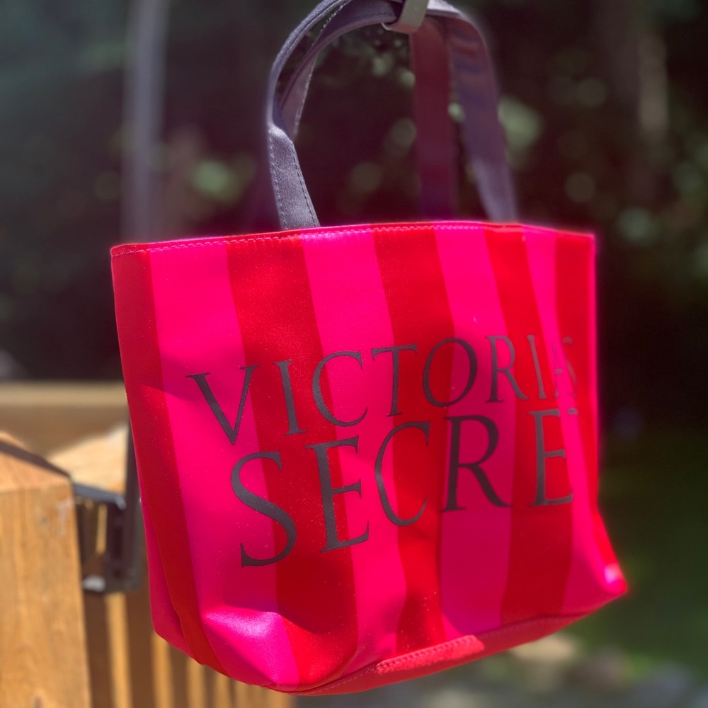 *2/$15* VS MINI Tote